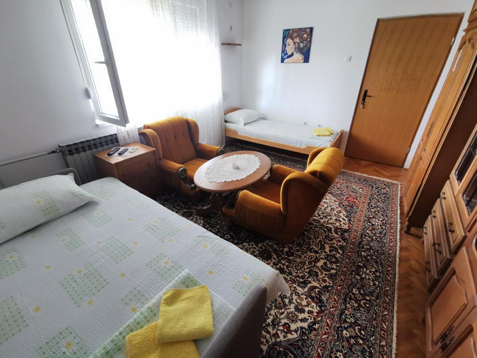 Apartments Domacinstvo Nikolic Βάλιεβο Εξωτερικό φωτογραφία