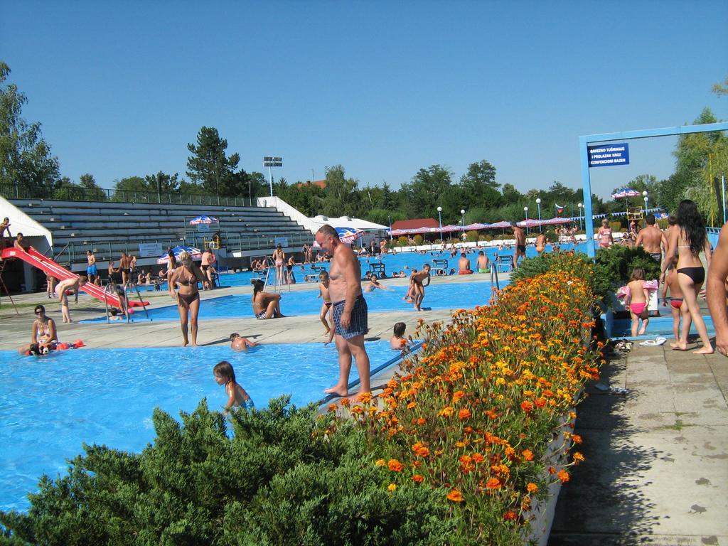Apartments Domacinstvo Nikolic Βάλιεβο Εξωτερικό φωτογραφία